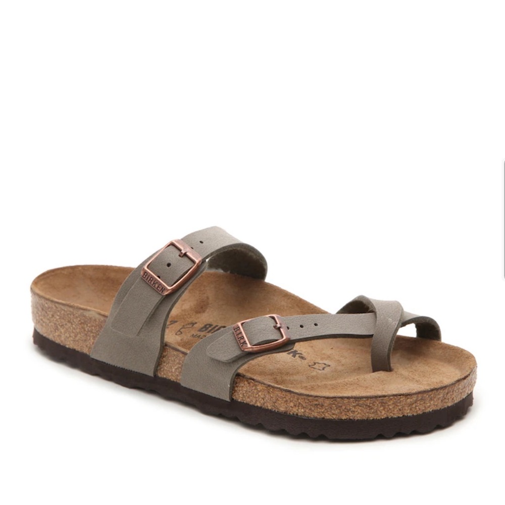 Tan Birkenstock Sandals - used size 6Y (fits 7.5 adult size)